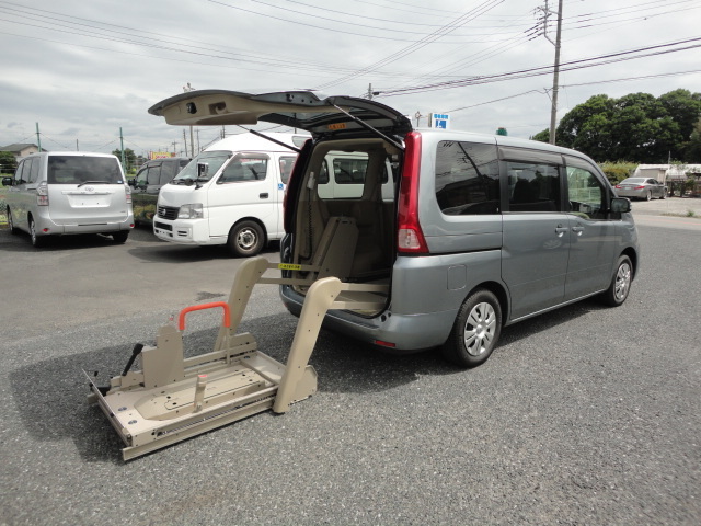 セレナ　福祉車両　車椅子リフト　８ナンバー　レンタル　リース　･779 (38).JPG