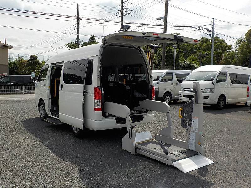 福祉車両　ハイエース　格安レンタカー　車いすリフト車　1495 (5).jpg