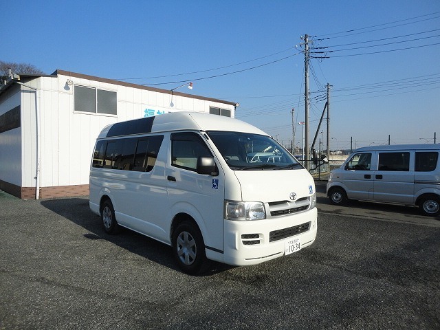 福祉車両　格安レンタカー　ハイエース　車いすリフト　2基+8人　1034 (3).jpg