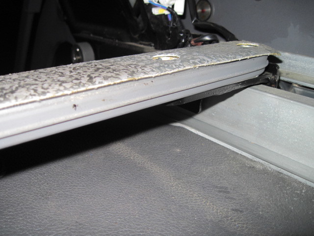 キャラバン　福祉車両　車椅子リフト　故障　修理　トラブル　H24．３ (4).JPG