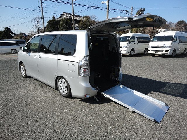 福祉車両　格安レンタカー　VOXY　スロープ　2014.08 (2).jpg
