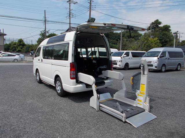 ハイエース　福祉車両　レンタカー　車椅子リフト仕様　1170 (6).jpg