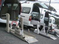 老人ホーム・介護施設福祉車両レンタカー30.png