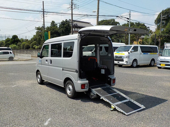 福祉車両　格安レンタカー　エブリィ　車椅子スロープ　80 (6).jpg