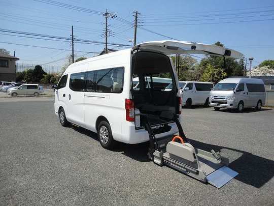 ☆格安　福祉　レンタカー　1日8,000円～　キャラバン　車いすリフト付き　10日間レンタカー　ウィークリーレンタカー☆ 福祉車両格安レンタカー 日産キャラバン 東京都T法人様ご利用事例